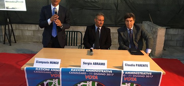 Comunali, Abramo riparte dalle periferie: presentata la lista di Officine del Sud
