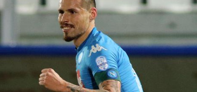 Serie A: Crotone Napoli 0-1, azzurri campioni d'inverno