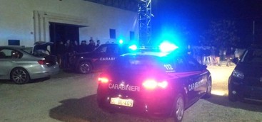 Discoteca senza autorizzazioni: chiuso locale, tre denunce