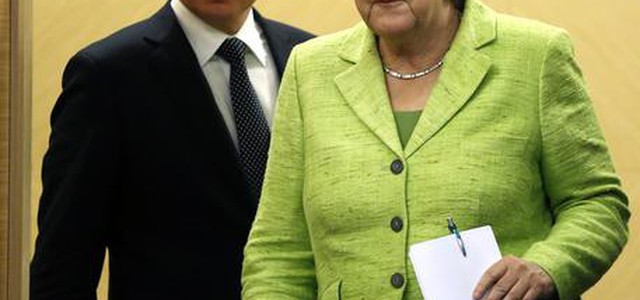 Putin a Merkel: 'Nostra polizia più moderata di alcuni Paesi Ue'