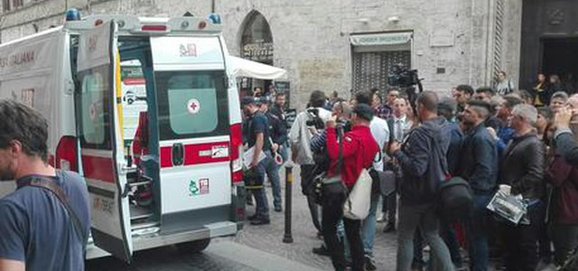 Due giudici accoltellati a Perugia