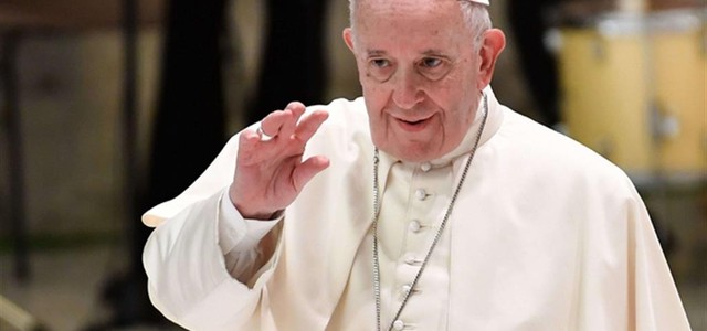 Papa Francesco regala 1000 mascherine alla parrocchia di San Cosmo Albanese
