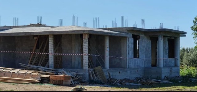 Abusivismo, sequestrate villette in costruzione in località Mazzotta