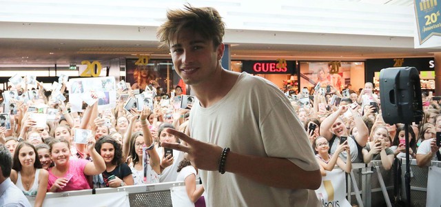 Migliaia al Metropolis per incontrare Riccardo Marcuzzo