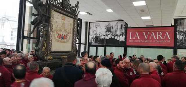E' arrivata a palazzo Campanella Vara della Madonna