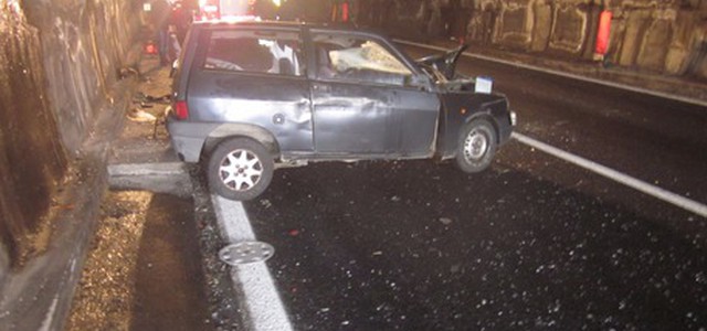 Scontro auto-camion, morto anziano nel Reggino