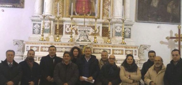 Comune alla presentazione del restauro dell'altare e della statua della Madonna di Costantinopoli 