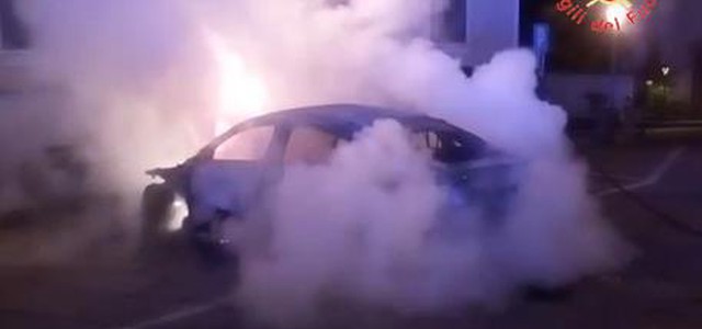 Nuovo incendio di auto a Squillace