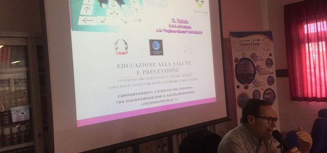 Un incontro sui comportamenti a rischio nell’età adolescenziale