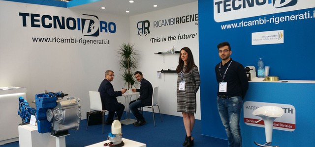 La Tecnoidro srl di Catanzaro alla fiera biennale Autopromotec 2017 di Bologna