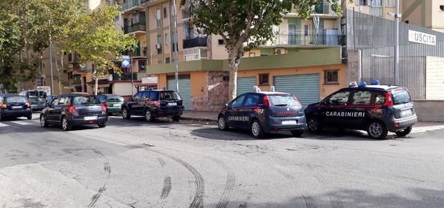 Sorpreso a scaricare in un terreno materiali di risulta: denunciato operaio