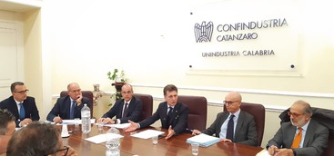 CONSIGLIO DIRETTIVO DI CONFINDUSTRIA CATANZARO - INNOVAZIONE E VISIONE PER CONTRIBUIRE ALLO SVILUPPO DEL TERRITORIO