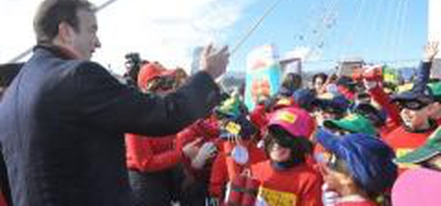 "Carneval'ART 2018": invasione di colori nel centro urbano con i bambini in costume 
