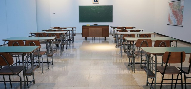Scuole roventi e uffici invivibili: FLC CGIL Calabria lancia l'allarme in vista del rientro delle classi. Rilevati oltre 35°C durante la programmazione
