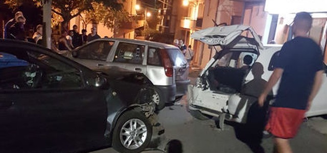 Inseguimento tra auto sfiorata la tragedia