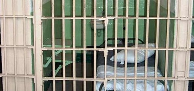 Condannato a 5 anni di reclusione: aveva abusato della figlia 