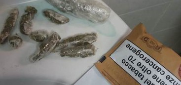 Lamezia Terme: sequestrati stupefacenti nelle scuole.
