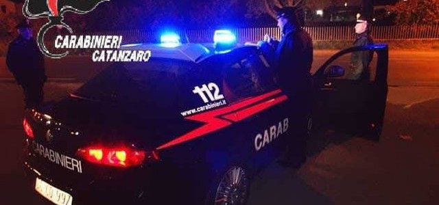 Ruba computer portatile da negozio, denunciato 56enne catanzarese