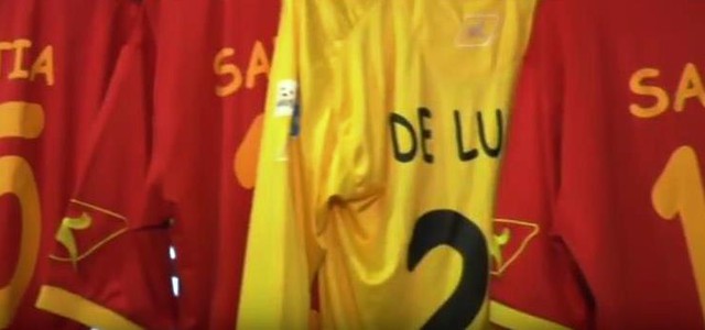 La solidarietà di Ospedale Allegro: all'asta le maglie del Catanzaro (VIDEO)