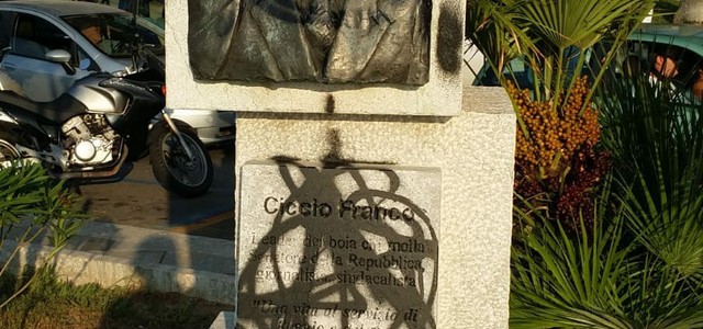 Falcomatà condanna l'atto vandalico sulla stele dedicata al senatore Franco 