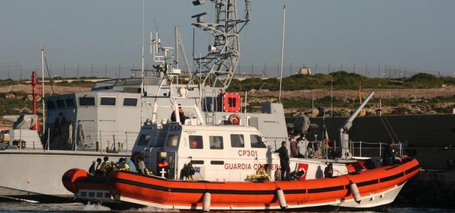 Due sbarchi di migranti in Calabria su 2 piccole barche