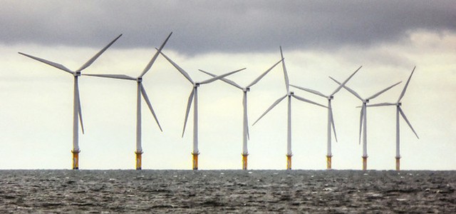 A Liverpool turbine eoliche da record, alte 195 metri
