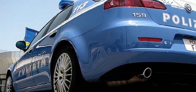 Aiuti a latitante, arrestati moglie e figli