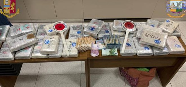 Quaranta chili di cocaina in auto, arrestati due calabresi nel bergamasco