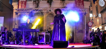 TROPEA, NUMERI SENZA PRECEDENTI A CAPODANNO  PRINCIPATO INVASO SPONTANEAMENTE FINO ALL’ALBA  IL SINDACO:TUTTO ESAURITO ANCHE PER EPIFANIA