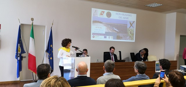Educazione ambientale: Arpacal ha presentato in Regione il progetto “Non abusiamo del mare”