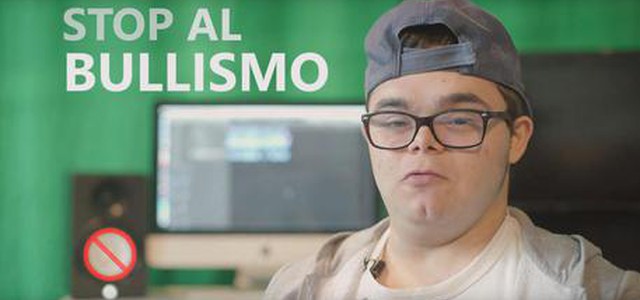 Bullismo, video di un ragazzo down diventa virale