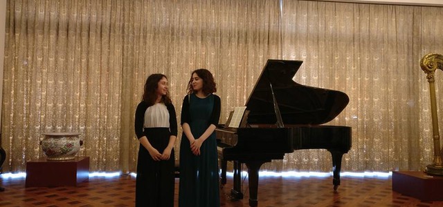 Concerti in Canada e Portogallo per le giovanissime pianiste rossanesi Flora e Teresa Campana