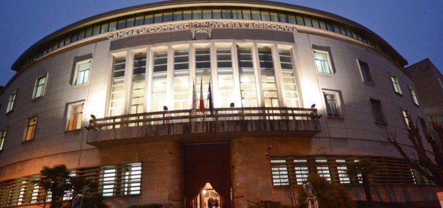 Sistemi premianti ed etica pubblica nella Camera di Commercio di Cosenza