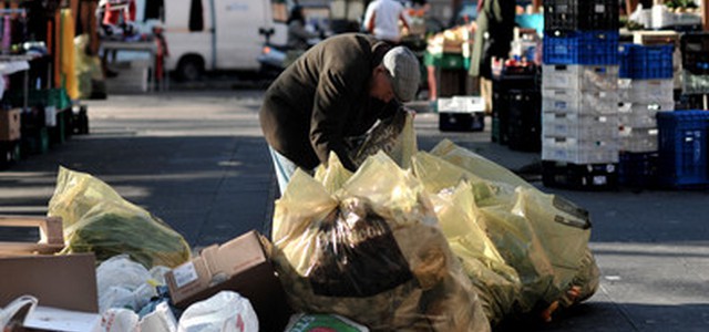 Povertà: quasi 900 mila con sostegni al reddito,7 su 10 al Sud