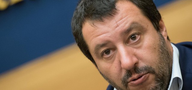 Salvini: 'Inutili 10 vaccini obbligatori'. Burioni: 'Bugie pericolosissime'