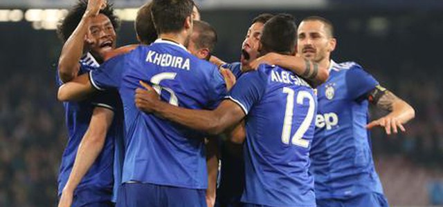 Coppa Italia Napoli Juventus, bianconeri in finale 3-2