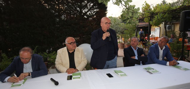 Presentata la guida ai sapori e ai piaceri della Calabria