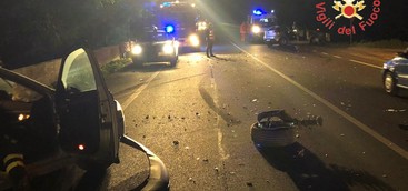 Scontro tra due auto sulla SS 106 nel Catanzarese, sei persone coinvolte (FOTO)