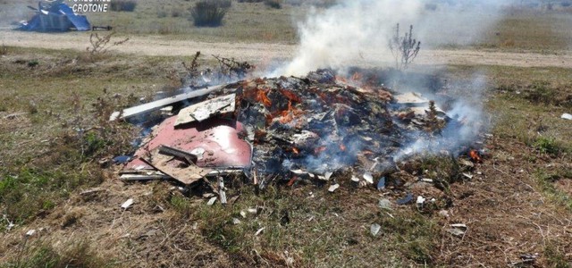 COMBUSTIONE ILLECITA DI RIFIUTI, DUE DENUNCIATI A CROTONE