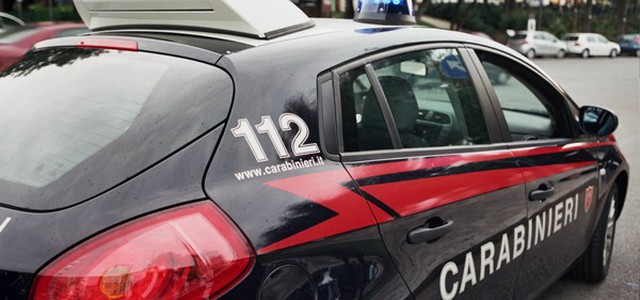 Guidava sotto effetto di alcol e droghe, incidente nella notte nel cosentino. Tre feriti gravi 