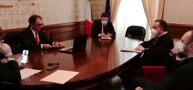 Buoni spesa comunali, l’apprezzamento di Rossi: "Buona pratica. Ora il Governo aiuti concretamente le imprese"