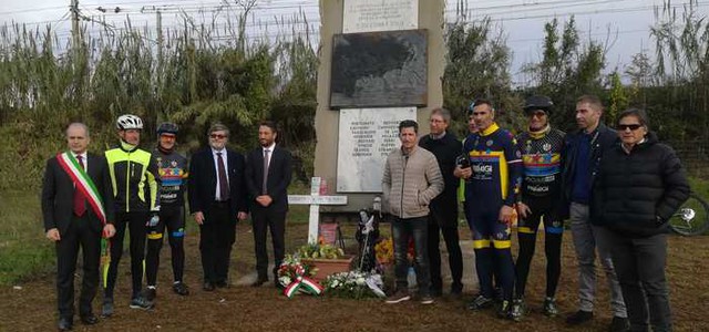 Il viceministro Cancelleri visita il luogo della strage degli 8 ciclisti