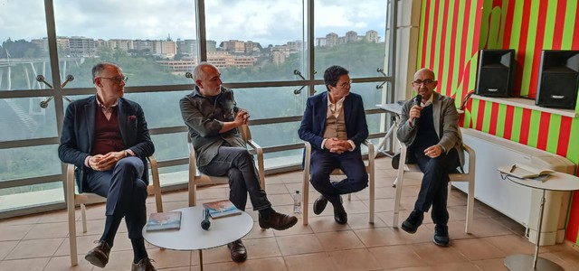 Inaugurata al MARCA la mostra di Roberto Giglio “Le forme dell’oblio”, luoghi e persone sospesi nella bellezza. Potrà essere visitata fino al 31 agosto
