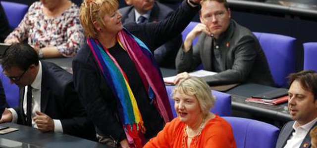 La Germania approva il matrimonio gay