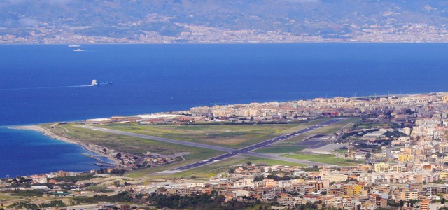 Siglato l'affidamento trentennale alla Socal, Dieni: "L'aeroporto di Reggio deve diventare strategico per tutto il Mediterraneo"