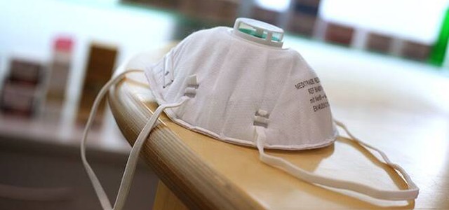 CODACONS: DI BUROCRAZIA SI MUORE - MASCHERINE INTROVABILI, MILIONI DI PEZZI RESTANO BLOCCATI IN CINA