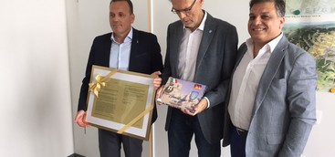 MANDATORICCIO-OFFENBACH, SUGGELLATO PATTO AMICIZIA