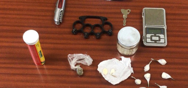 Cocaina nascosta in ciclomotore abbandonato, arrestato giovane nel Catanzarese