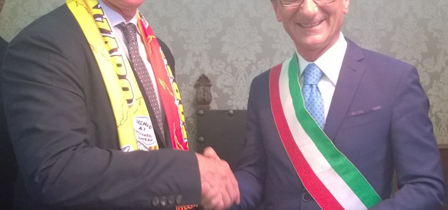 Claudio Ranieri miglior allenatore 2016, plauso sindaco
