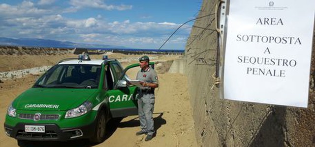 Sequestrata discarica in area torrente